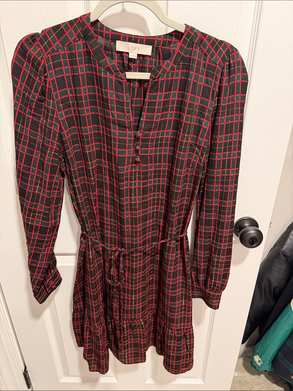 LOFT Black Plaid Long-Sleeve Tie-Waist Dress with Red and Green Windowpane